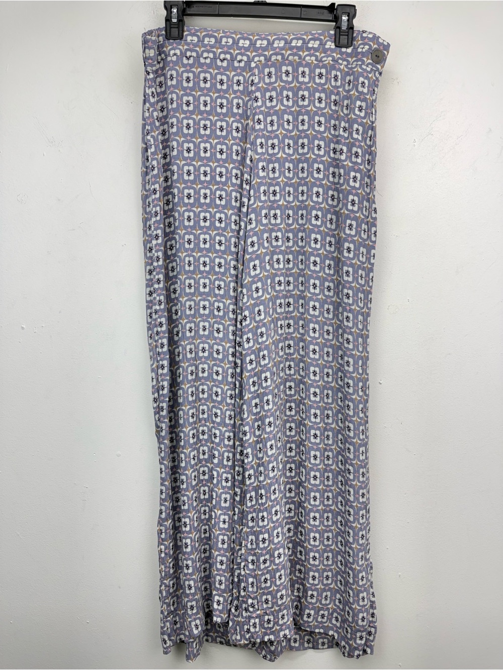 Flax size Medium Women’s Multicolor Geometric Square High Rise Wide Leg Pants
